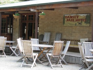 Danseys - Danseys Pass Hotel